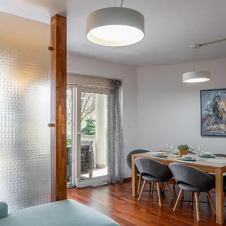 ホテル Family House Florian 4*